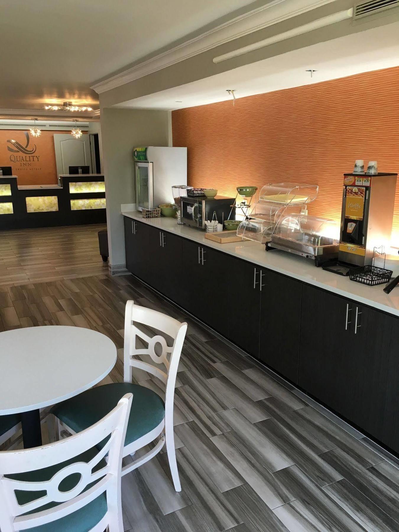 Quality Inn Harlingen Extérieur photo